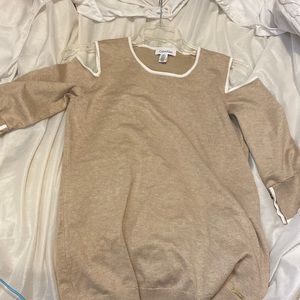 Calvin Klein Beige & White Cold Cut Out Shoulder Top